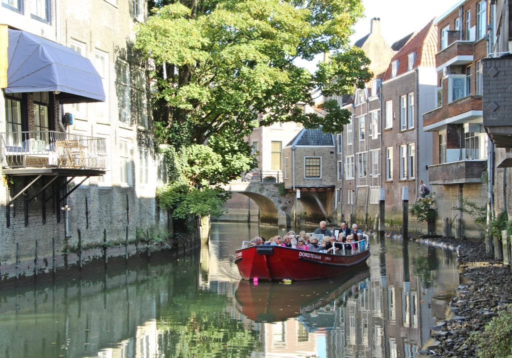De Dordtevaar rondvaart Voorstraathaven Dordrecht