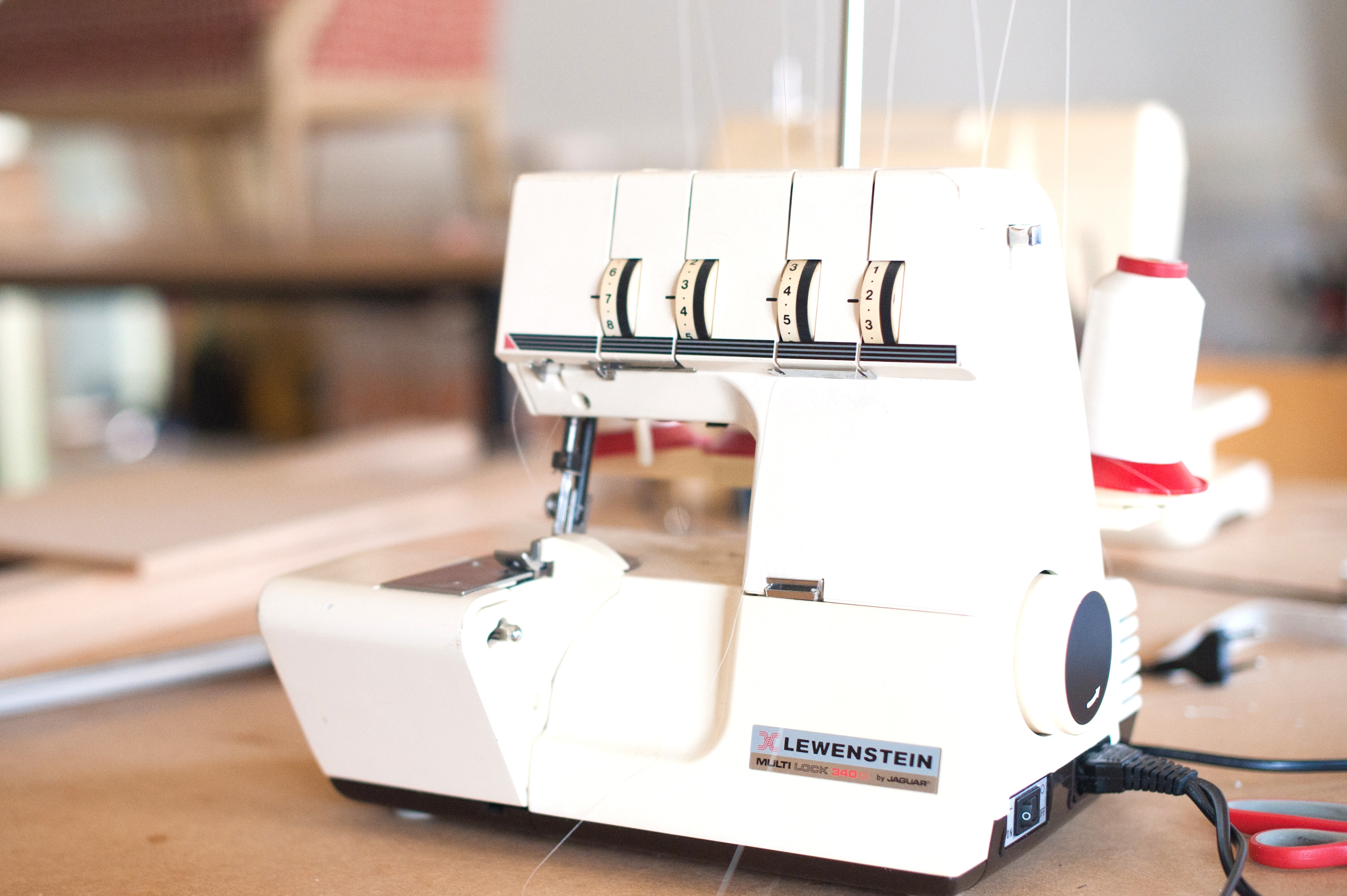 Bekkers Sewing Machines - Dordrecht - Voorstraat - sewing machines and haberdashery