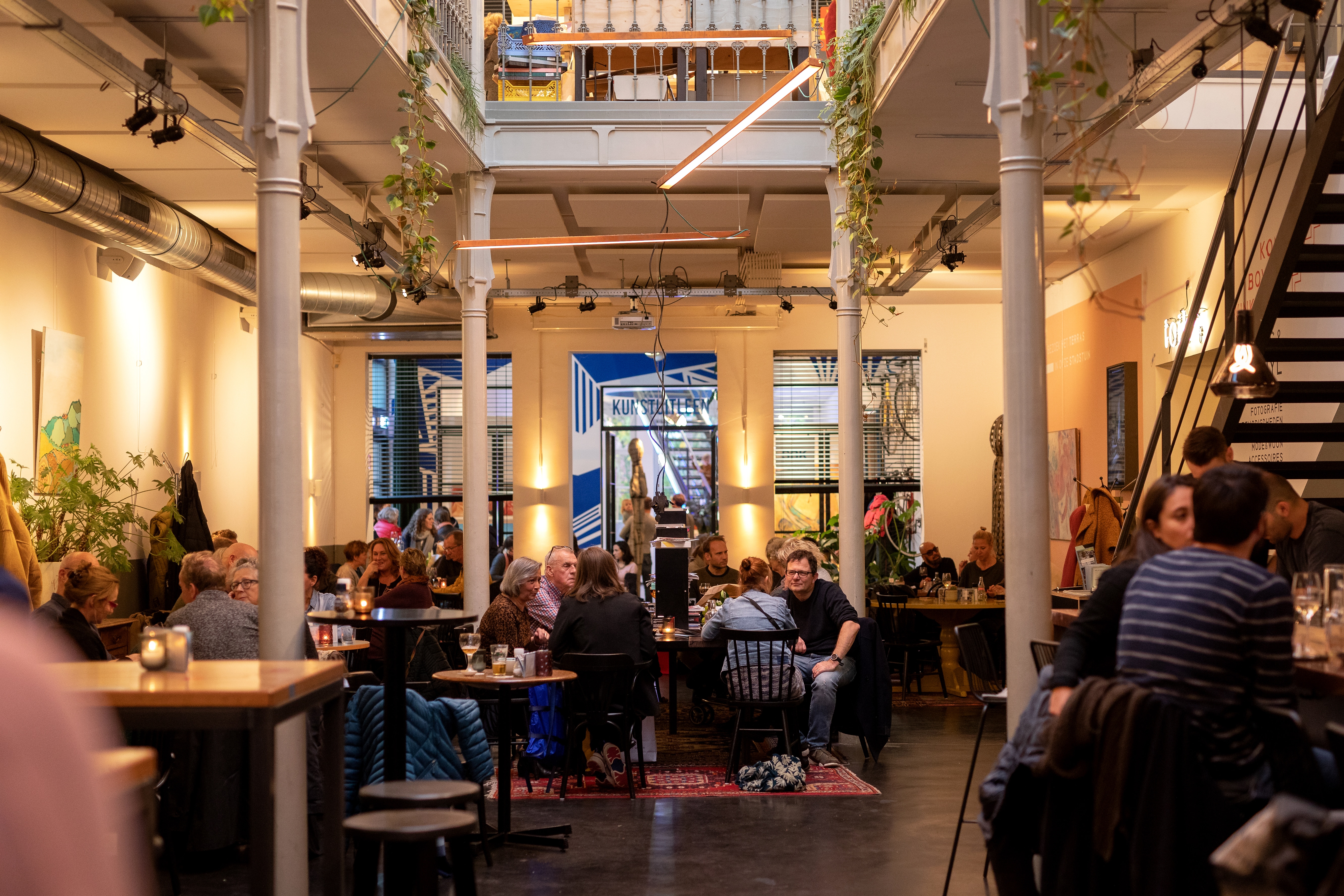 Voorstraat Noord restaurant Het Magazijn Dordrecht