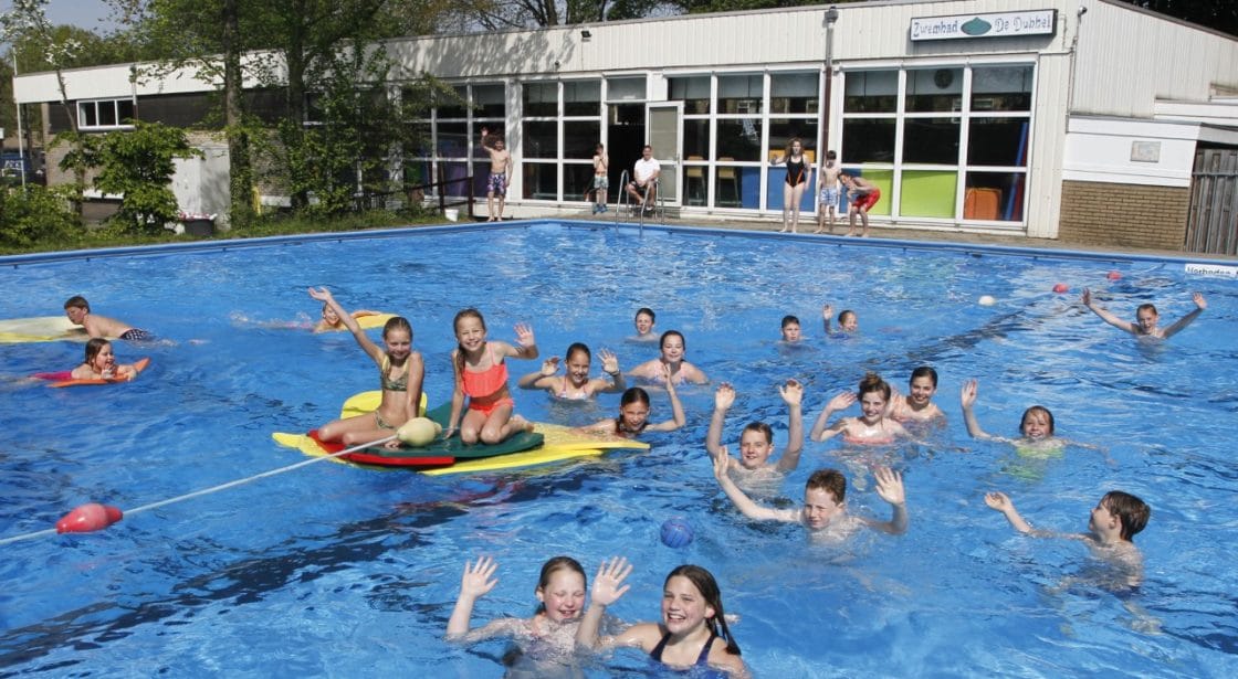 swimming - sports - sports venues