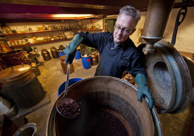 Distilleerderij Rutte - Dordrecht - jenever distillation