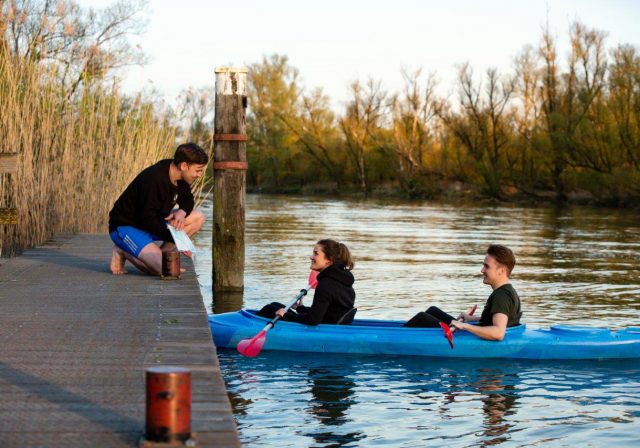 DRIJF Dordrecht canoe rental Stayokay Biesbosch