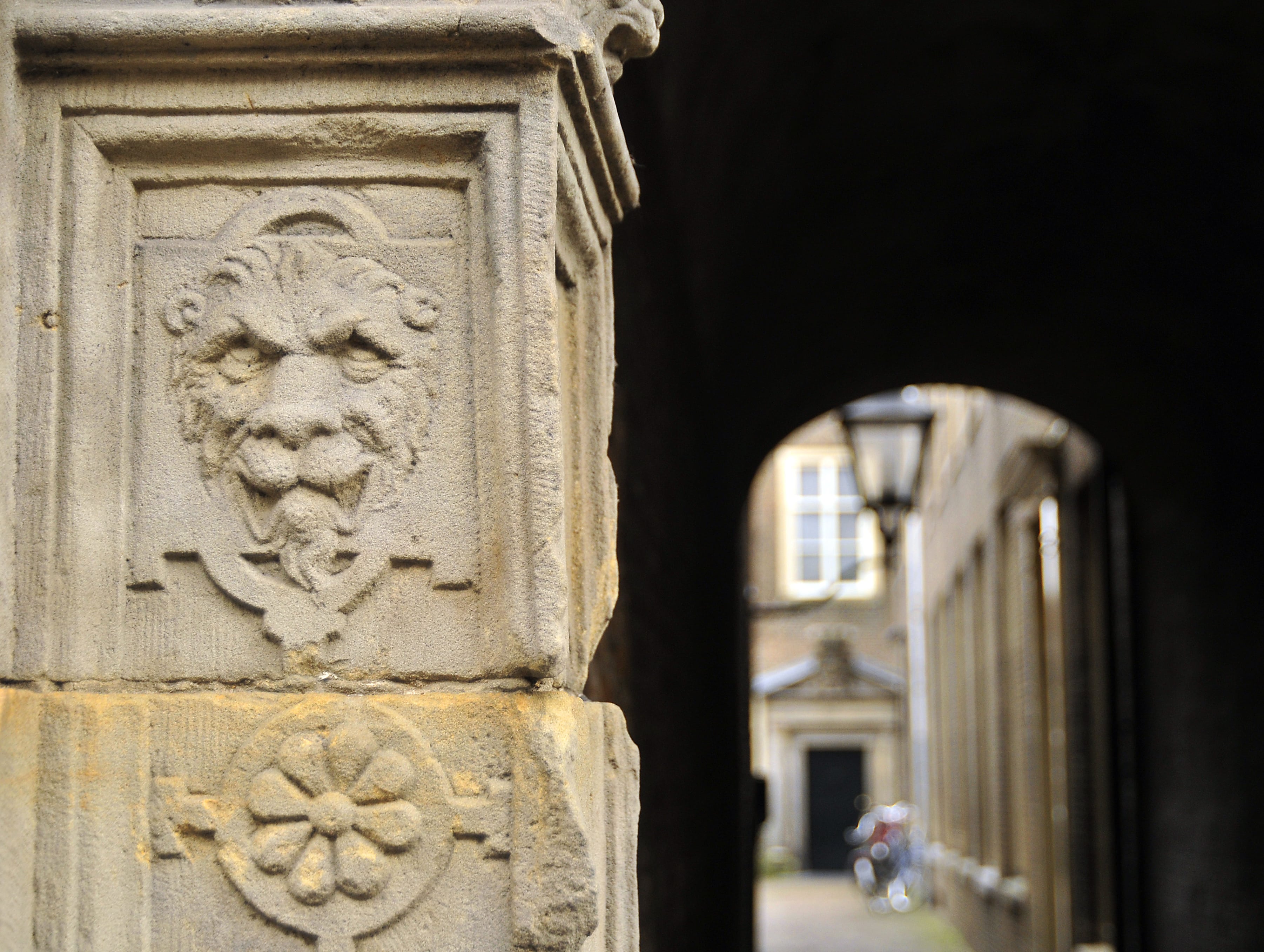 De Munt van Holland monument Dordrecht