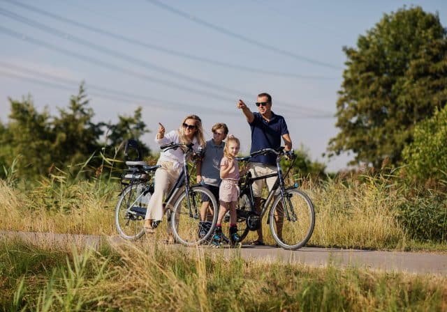 Nieuwe Dordtse Biesbosch fietsen gezin natuur Dordrecht