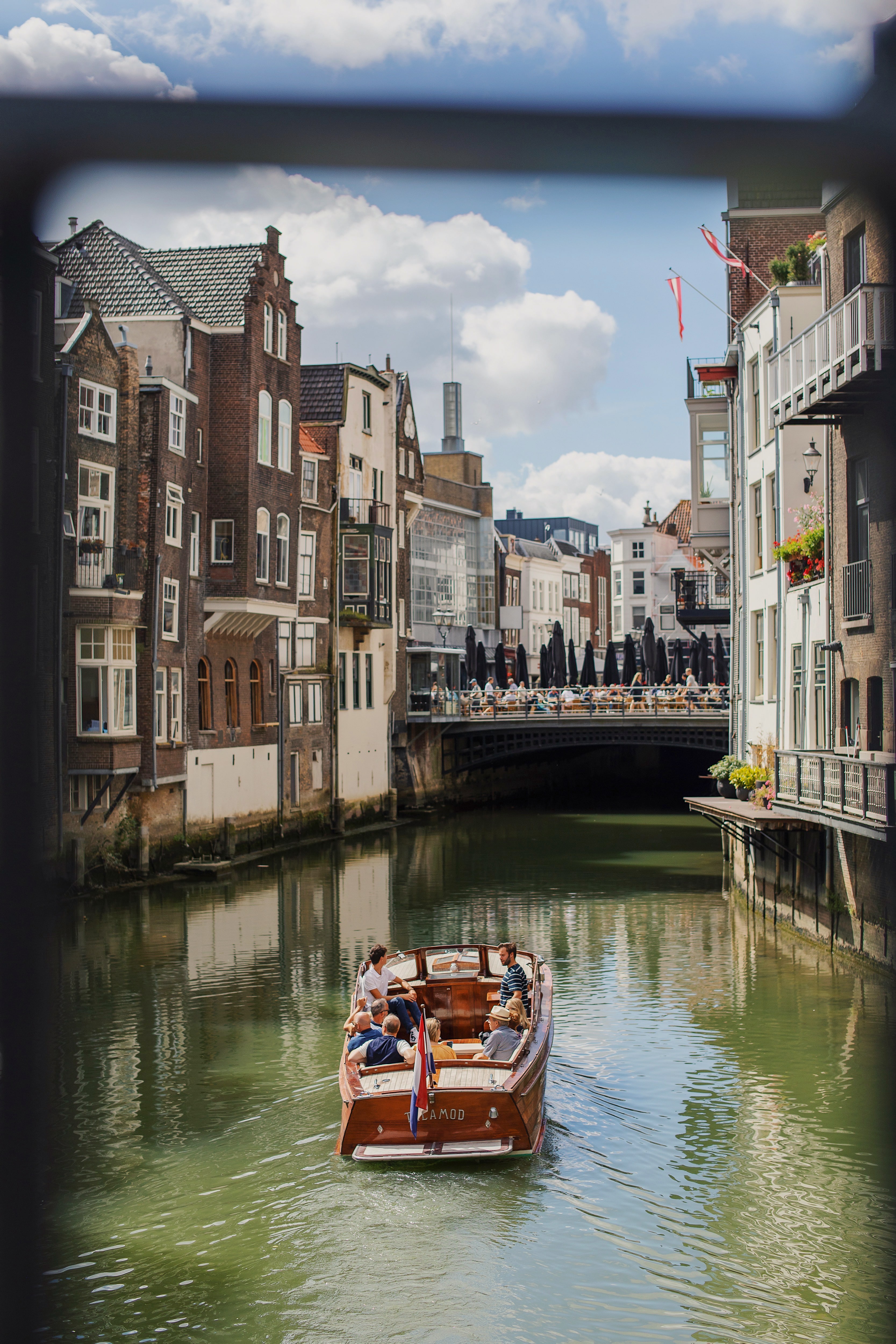 Si Barone Wijnbrug Voorstraathaven Scheffersplein water boot rondvaart Dordrecht