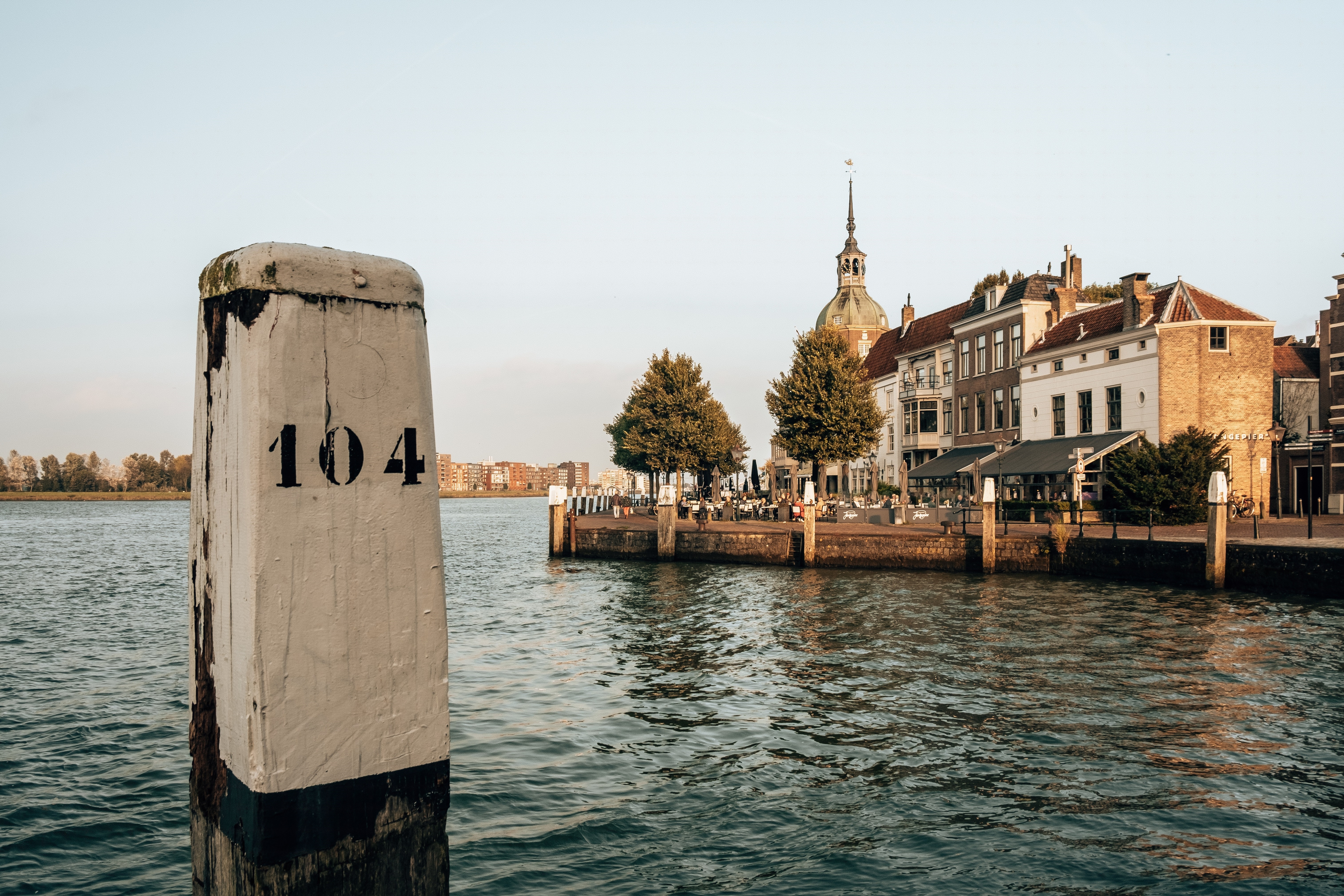 Groothoofd drierivierenpunt herfst havens water Dordrecht