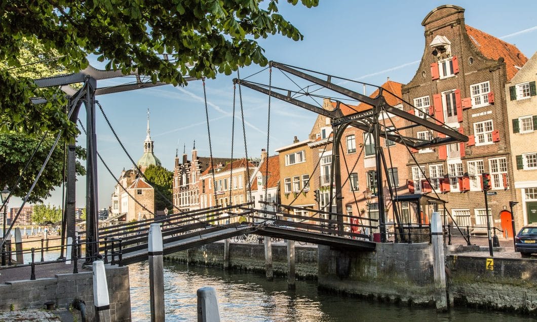 Historische havens - Dordrecht - Damiatebrug - Wolwevershaven - Kuipershaven - pakhuis