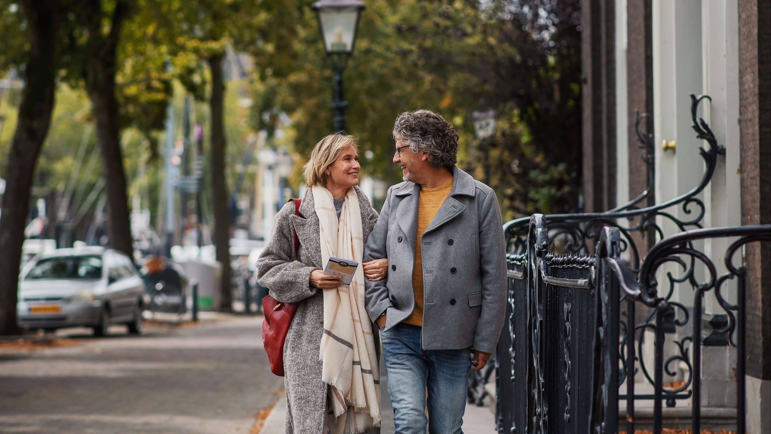 BIJGESNEDEN: Nieuwe Haven Huis van Gijn museum Kunstrondje Dordt wandelen herfst najaar Dordrecht
