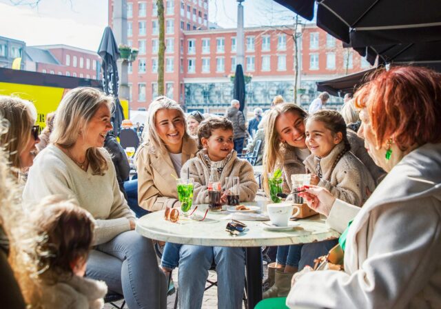 Klander Muelen terrace eating drinking catering kids Statenplein center Dordrecht (2)