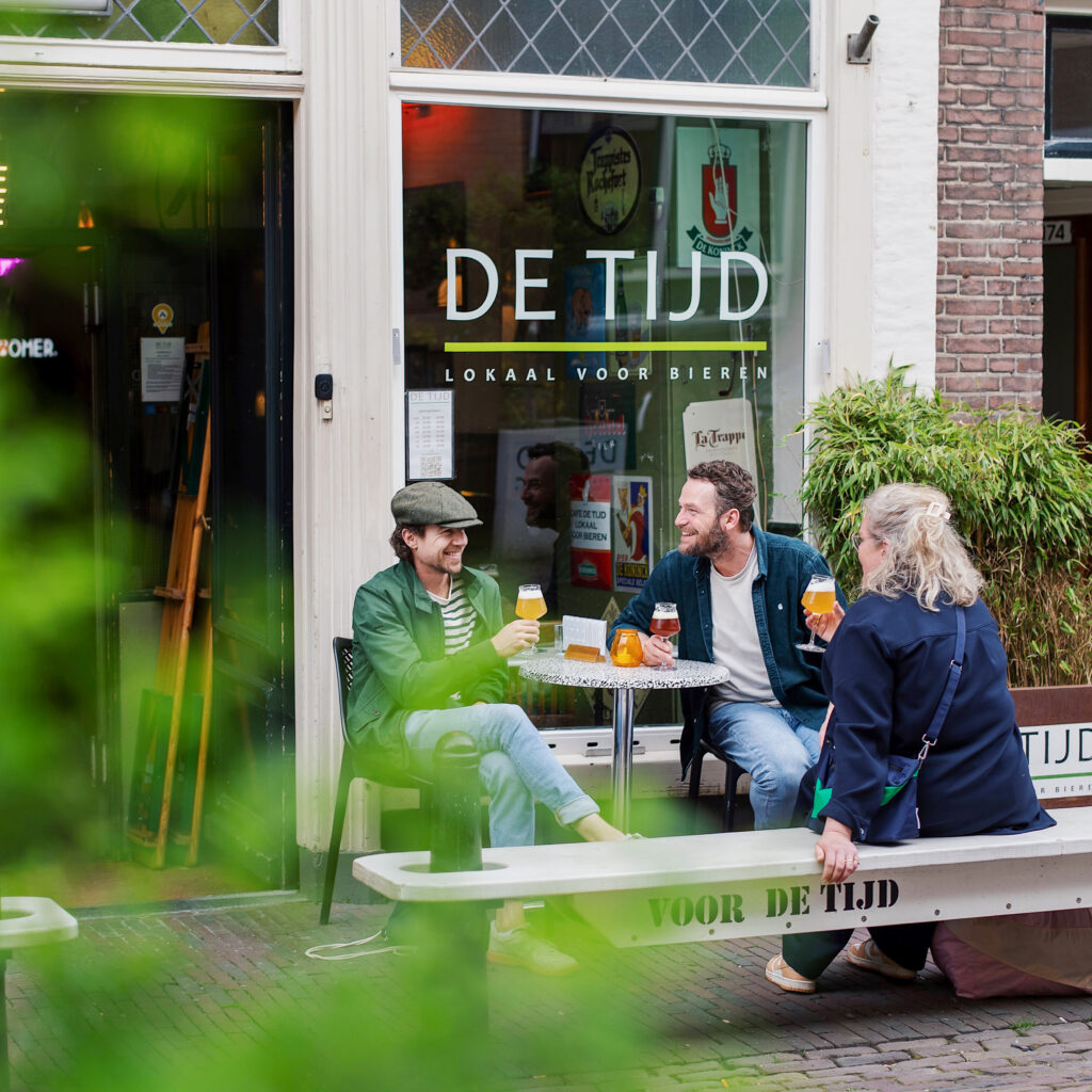 Café de tijd horeca eten drinken Voorstraat Noord Dordrecht (1)
