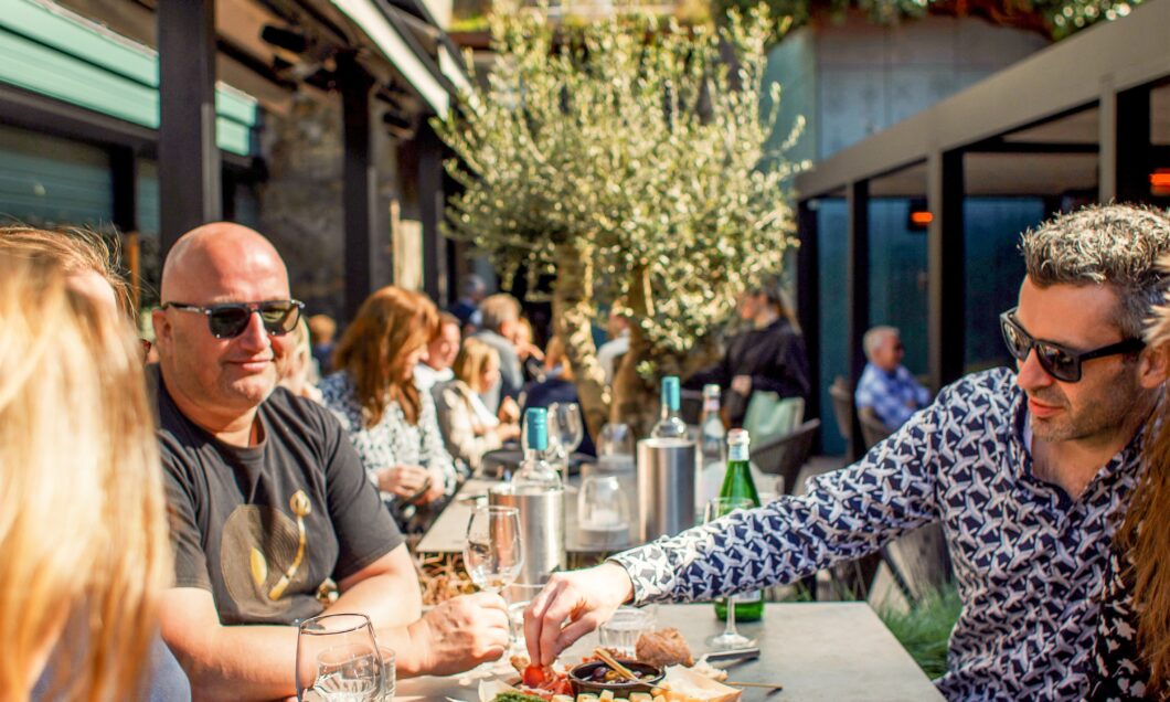 Brut Header inDordrecht.nl reel Verborgen terrassen