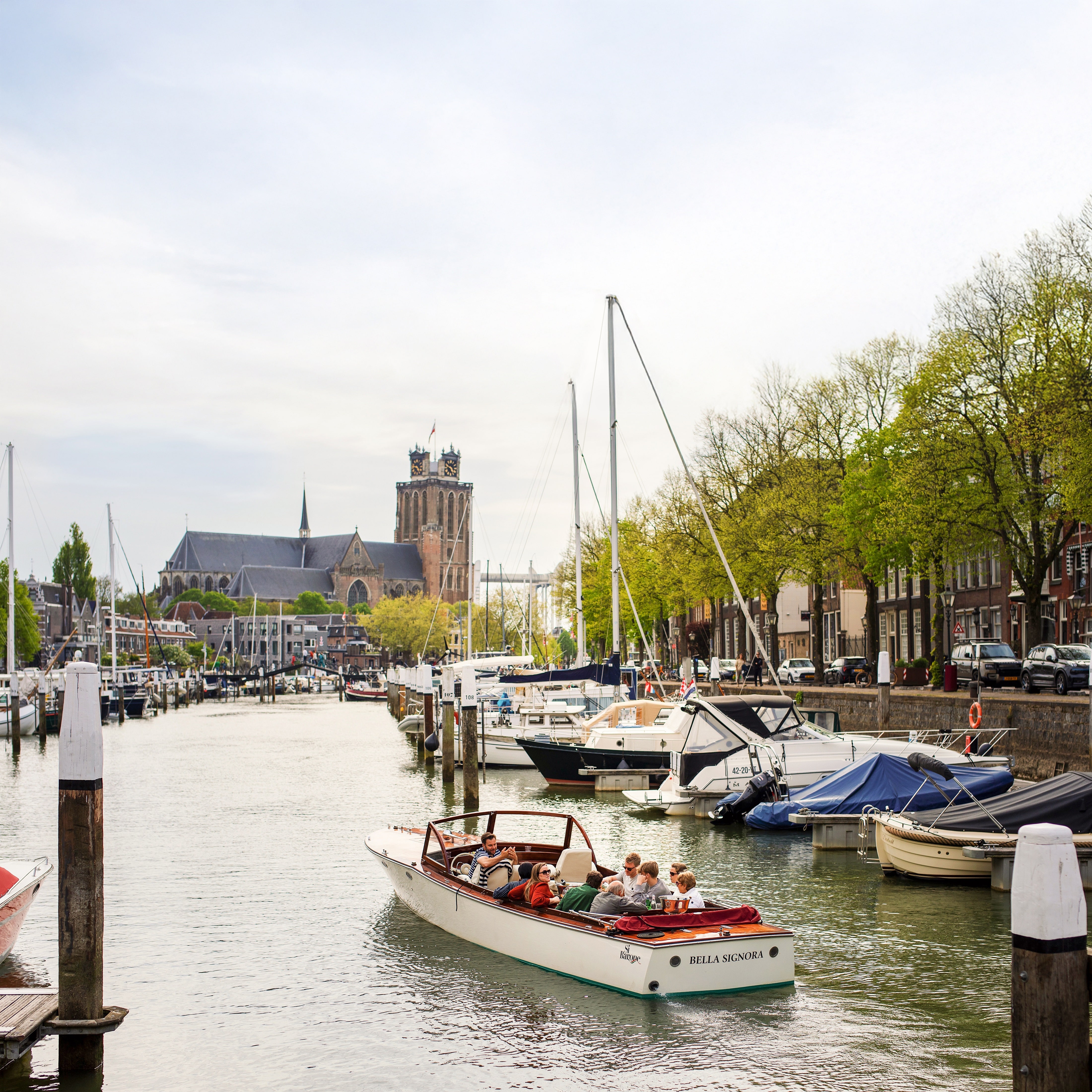 Si Barone Nieuwe Haven Grote Kerk voorjaar lente centrum Dordrecht (2)