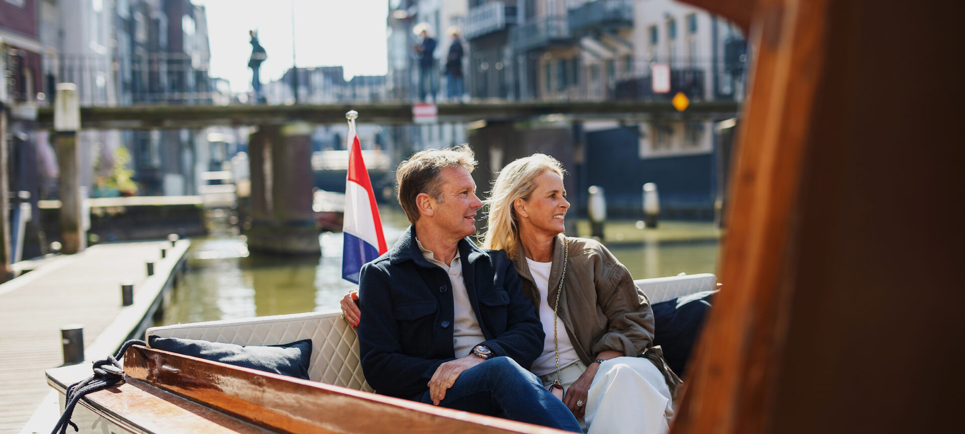 Si Barone round trip boat Voorstraathaven center Dordrecht spring spring (1)