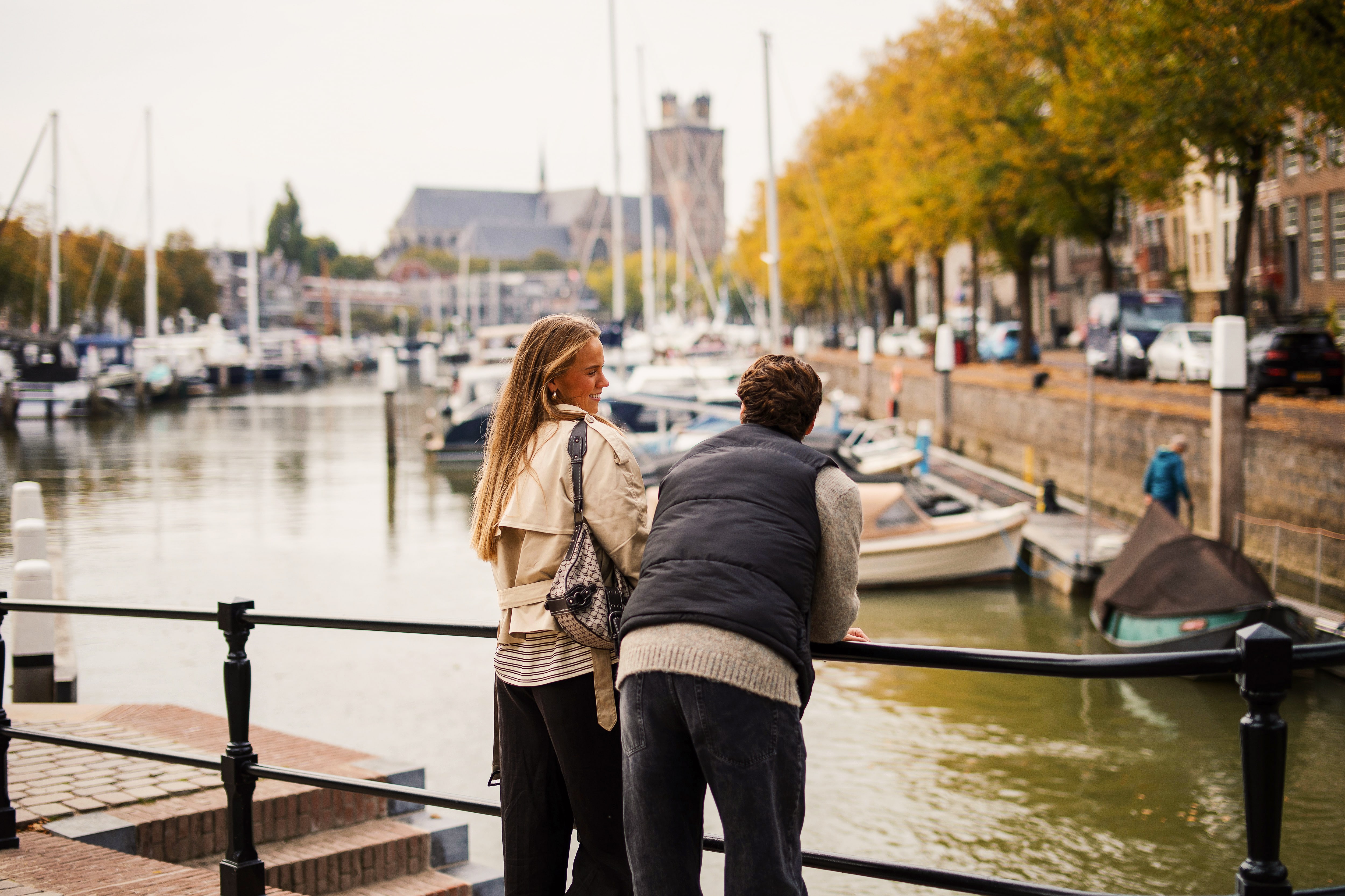 Wandelen Nieuwe Haven Grote Kerk havens centrum herfst najaar Dordrecht